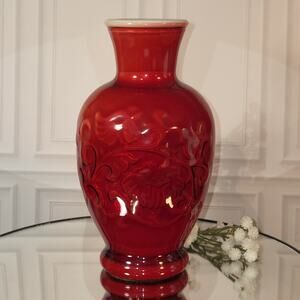 Vintage 1981 Avon "SPRING BOUQUET FRAGRANCED VASE" Oriental Red 6.5" -